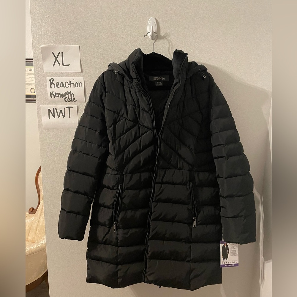 NEW Women’s Black Puffer Coat